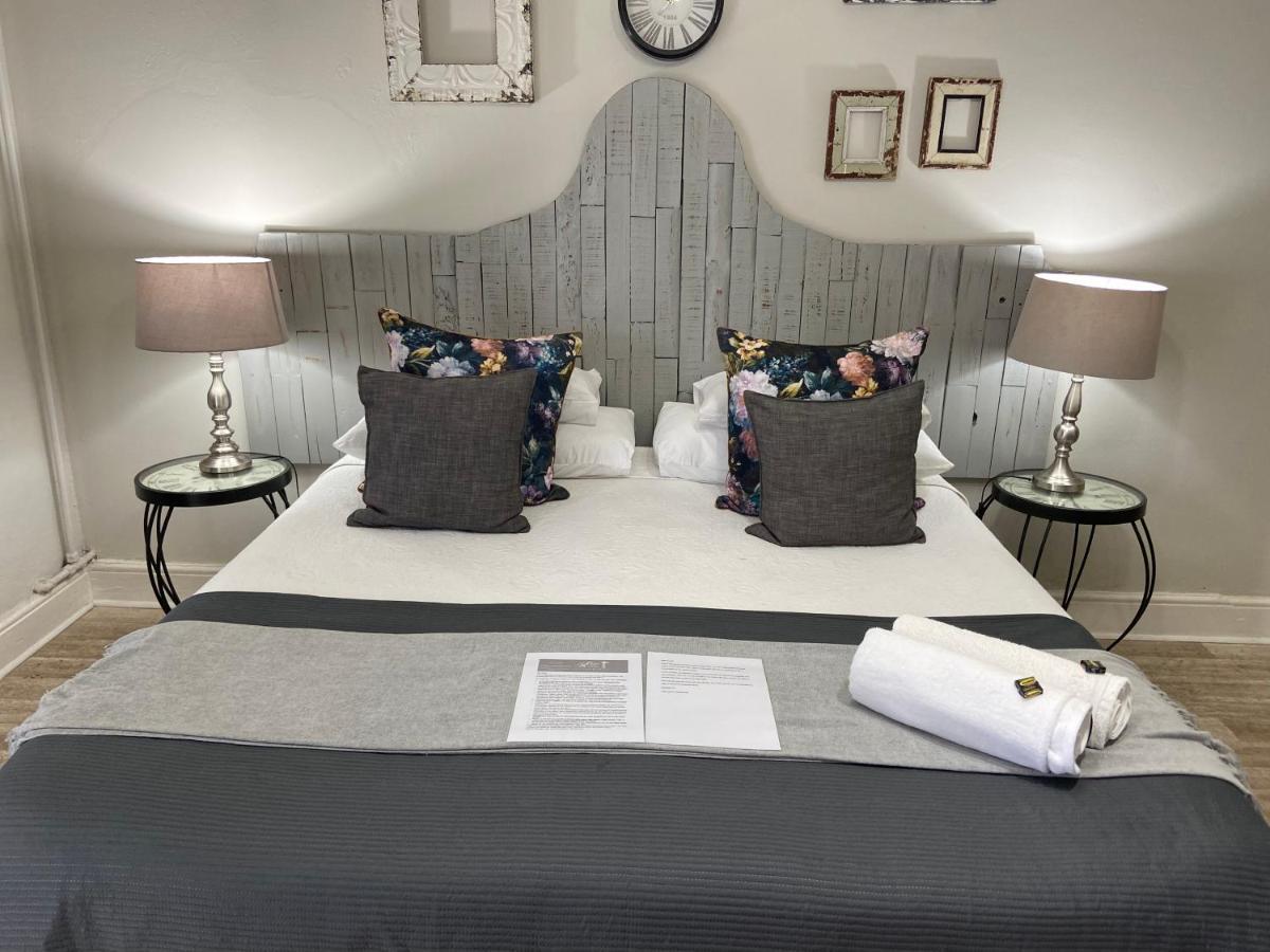 Cape Karoo Guesthouse Beaufort West Εξωτερικό φωτογραφία