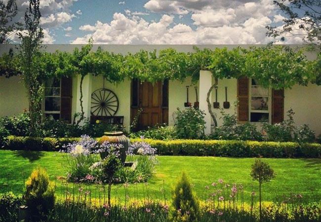 Cape Karoo Guesthouse Beaufort West Εξωτερικό φωτογραφία